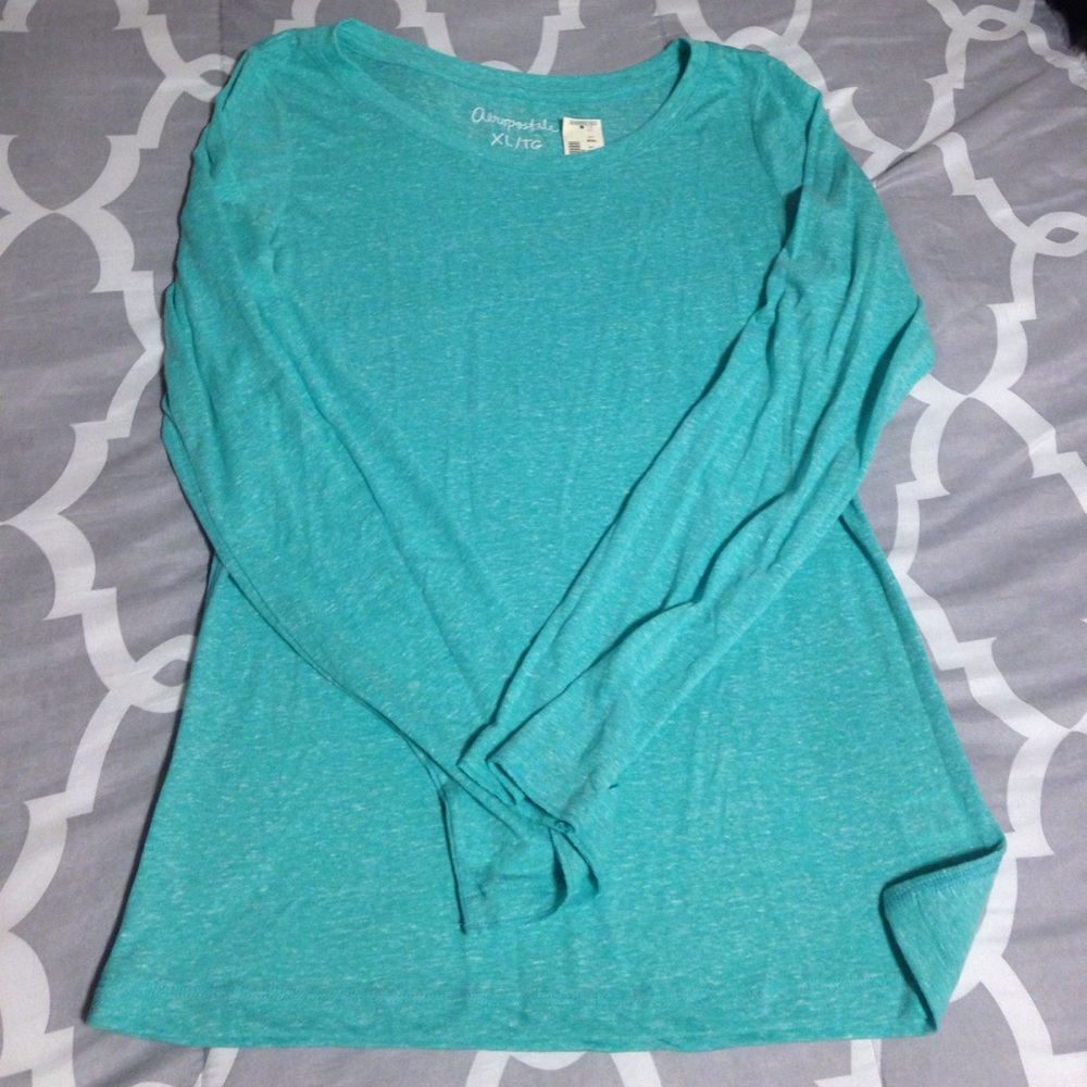 Aeropostale long sleeve tee!