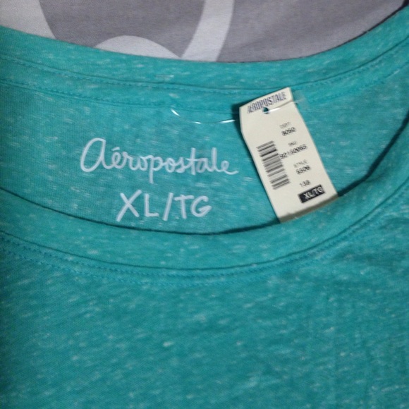 Aeropostale long sleeve tee! - Picture 2 of 2