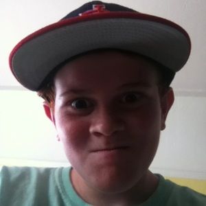 Meet your Posher, Ethan
