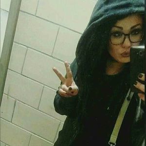 Meet your Posher, Brittney