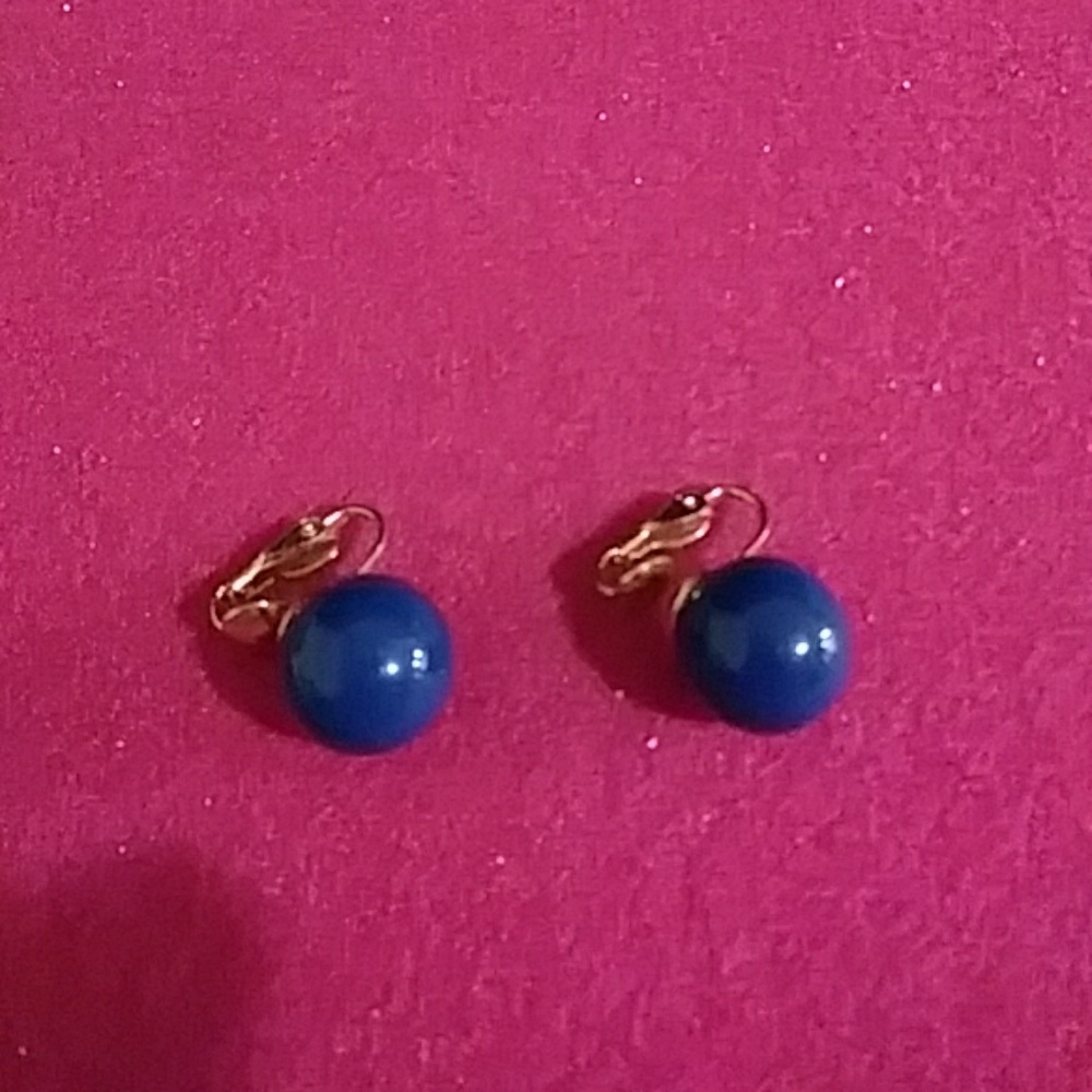 Clip on earrings
