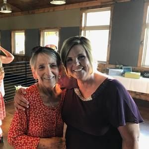 Meet your Posher, Dana