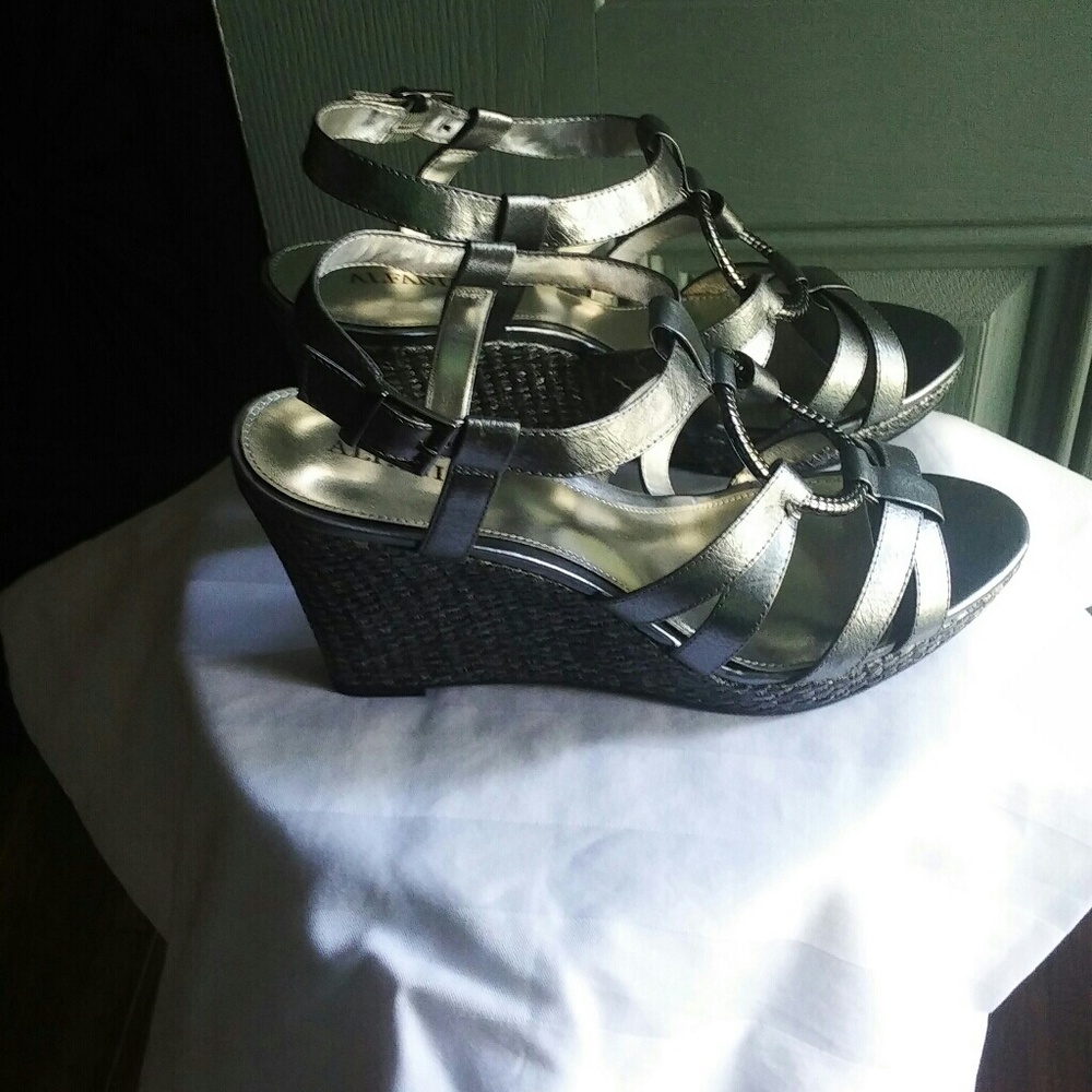 Alfani wedge heels