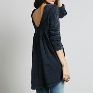 NWOT Free People navy sweatshirt