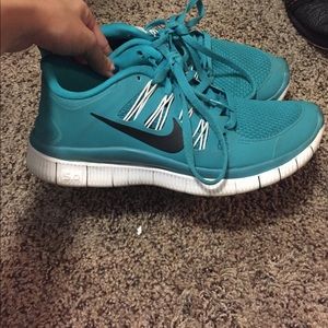 Aqua Nike free Runs 😊
