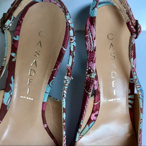Very Pretty, Casadei Sling Back Heels Like New - Picture 4 of 5