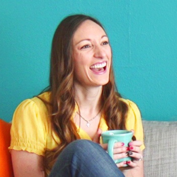 Meet your Posher, Krista - Picture 1 of 1