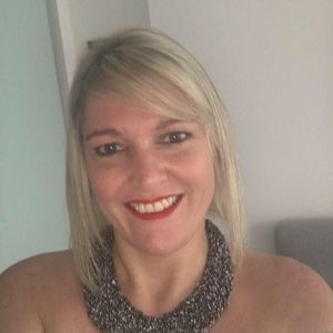 Meet your Posher, Sharon