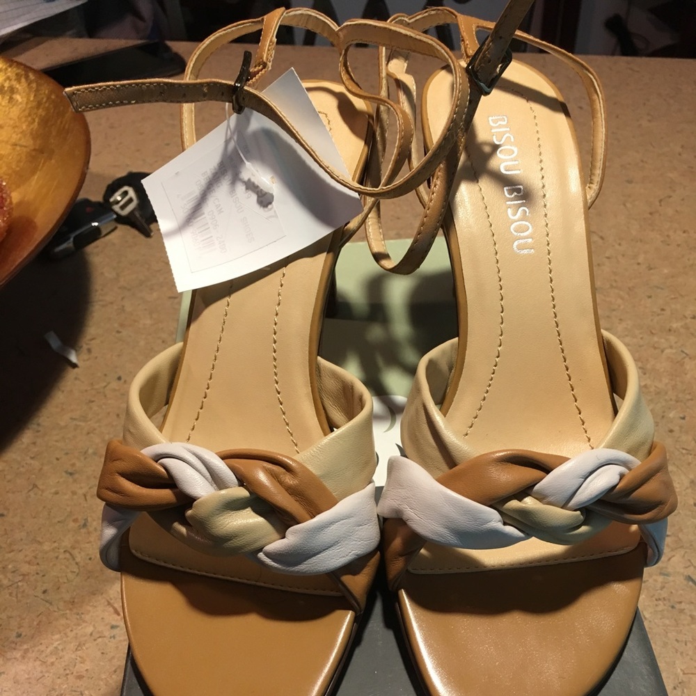 Heeled sandals