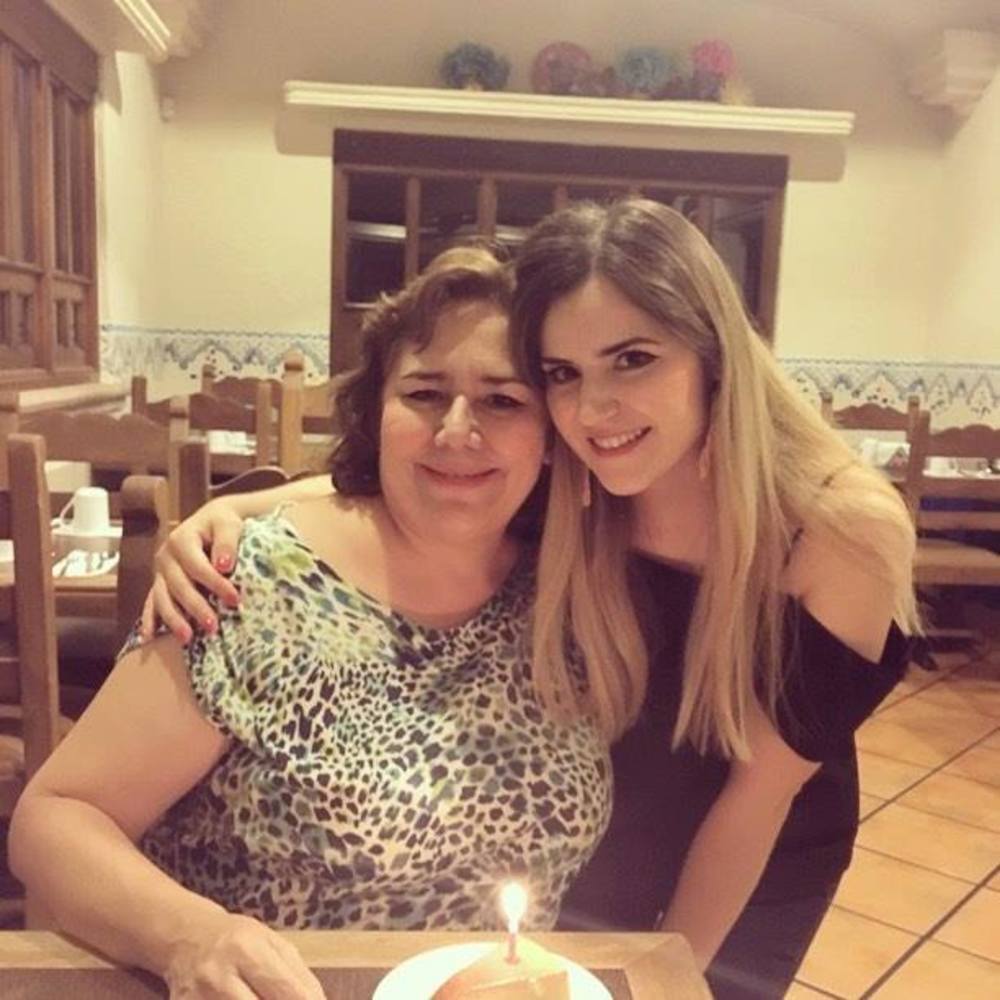 Meet your Posher, Adriana