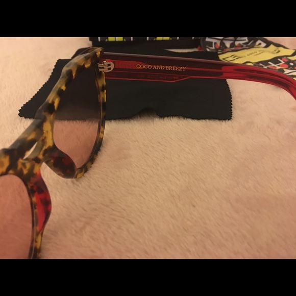 CB BY COCO & BREEZY VESTA SUNGLASSES - WOMEN'S NWT - Picture 4 of 6