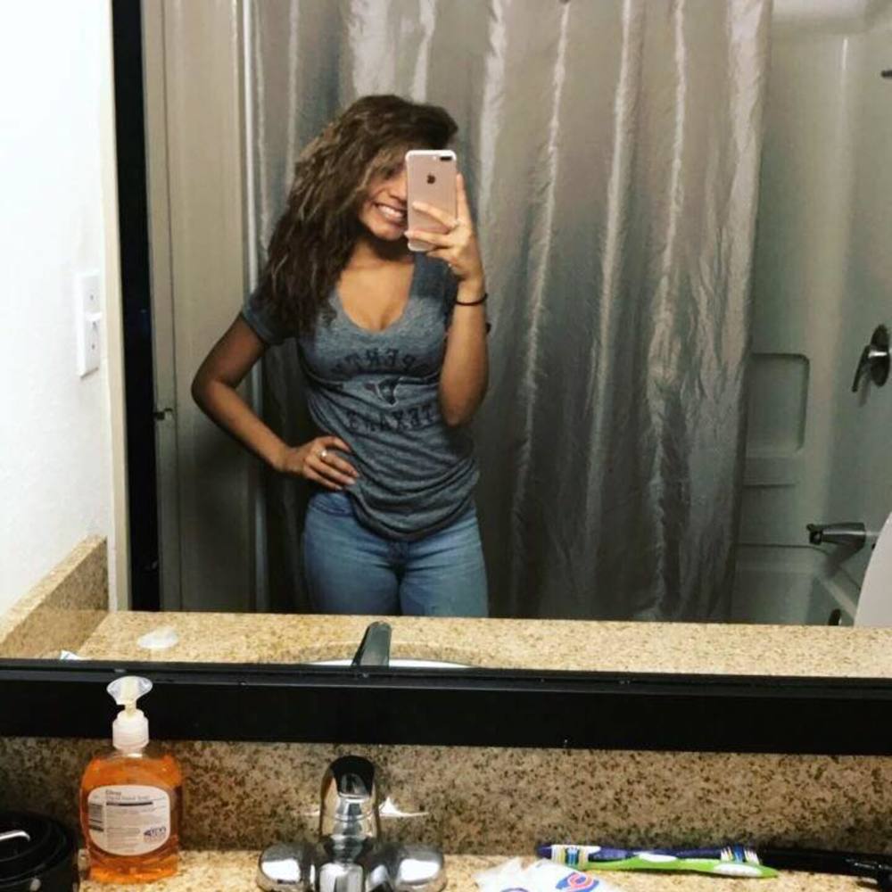 Meet your Posher, Samantha