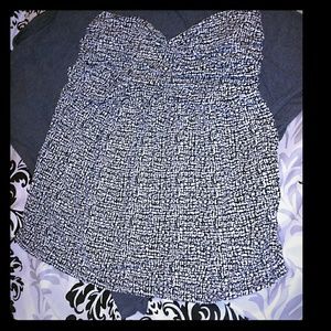 Black and white tube top with rubber elestic band