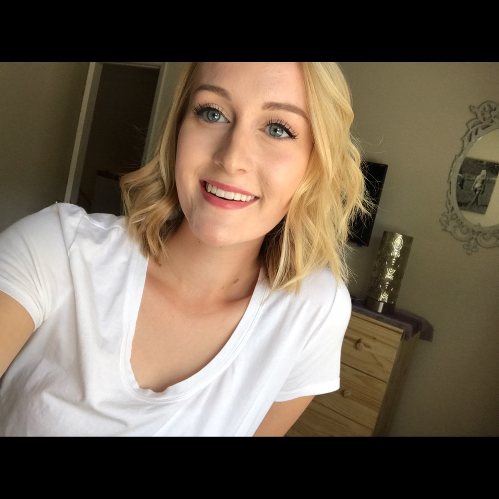 Meet your Posher, Hailey