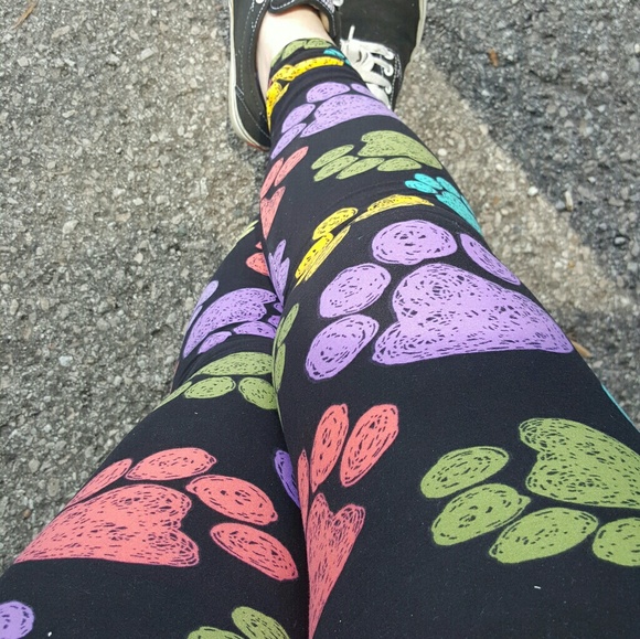 Meet your Posher, Kendra - Picture 2 of 3