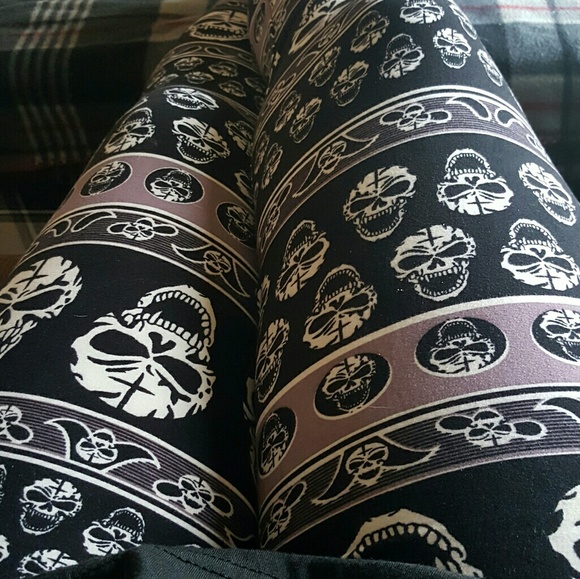 Meet your Posher, Kendra - Picture 3 of 3