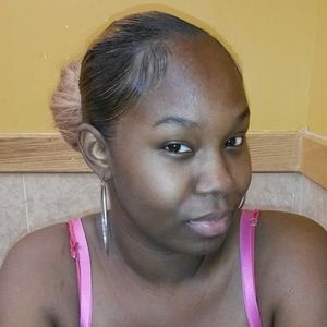 Meet your Posher, Deana