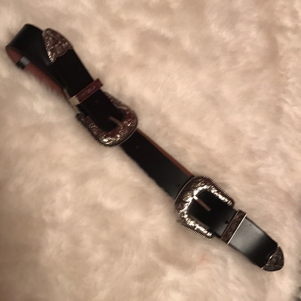 Double buckle belt