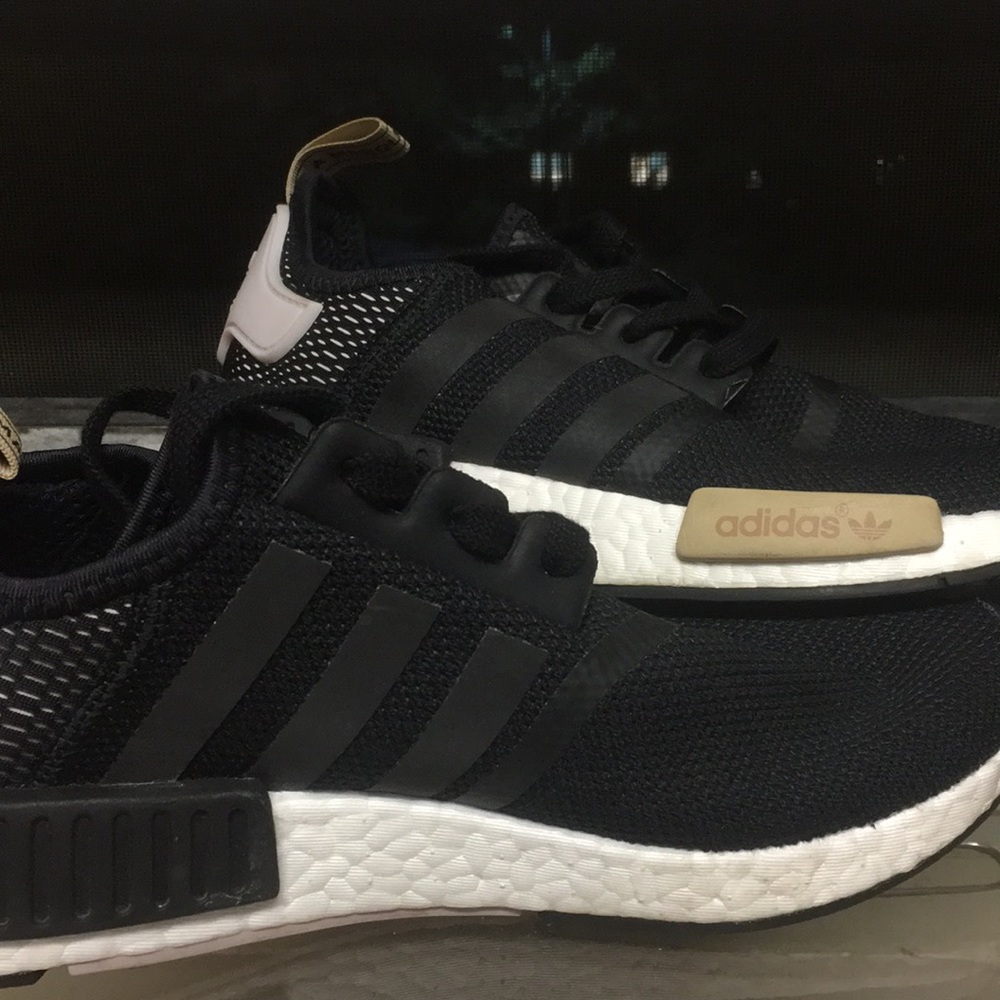 Adidas NMD R1 Black