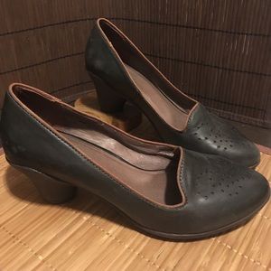 Heels for trecking, sneaker like bottom