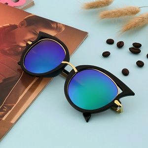 Retro Cat Eye Sunglasses