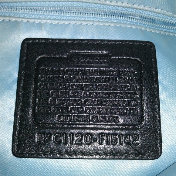 Authentic Coach Signature purse/tote - Picture 4 of 4