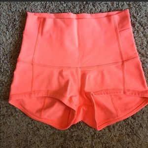NWOT Lululemon Boogie Shorts/Spandex