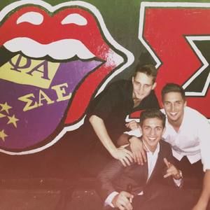 Meet your Posher, Alex