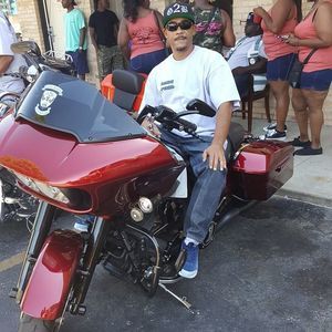 Meet your Posher, Reginald