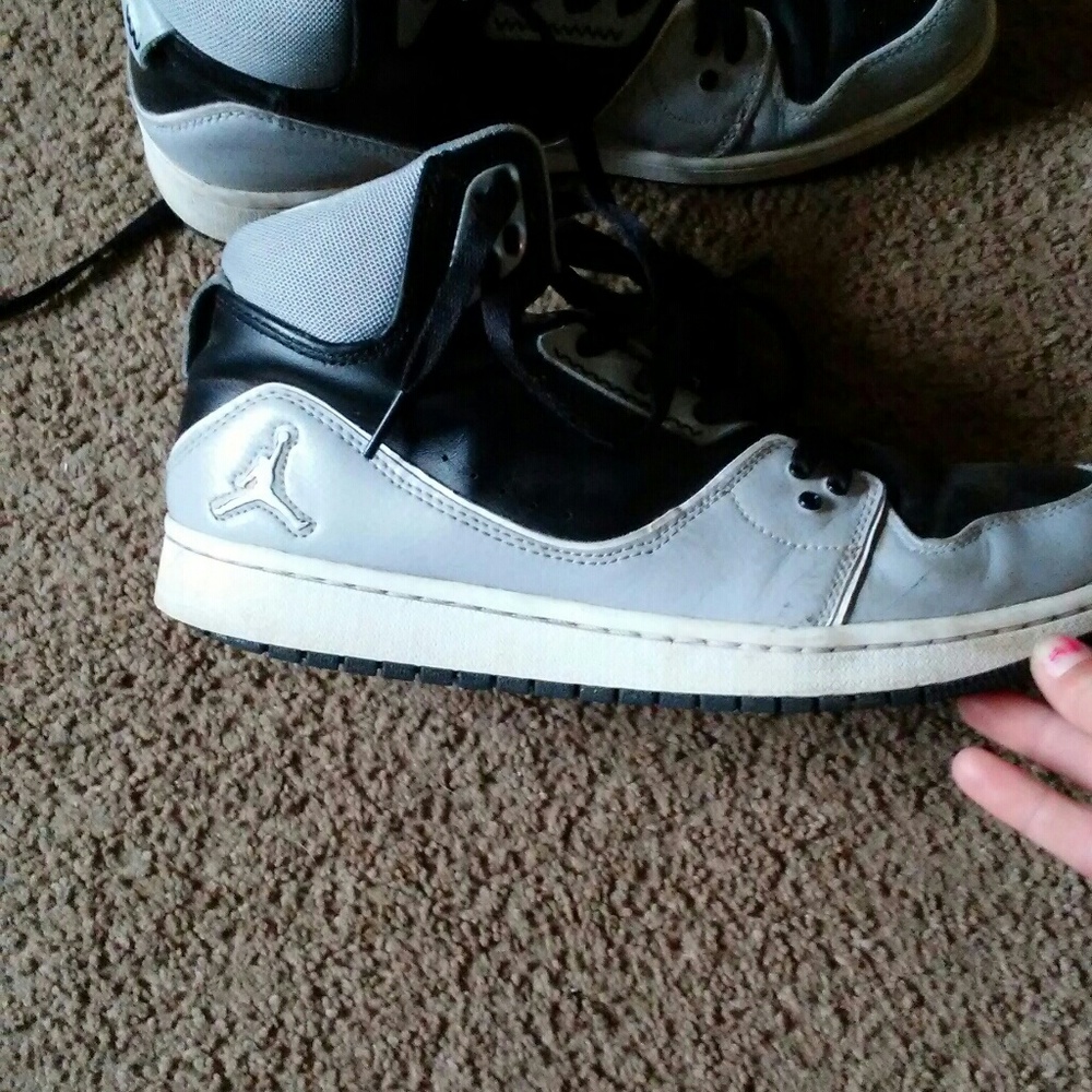 Mens shoes