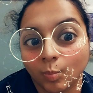 Meet your Posher, Criselda