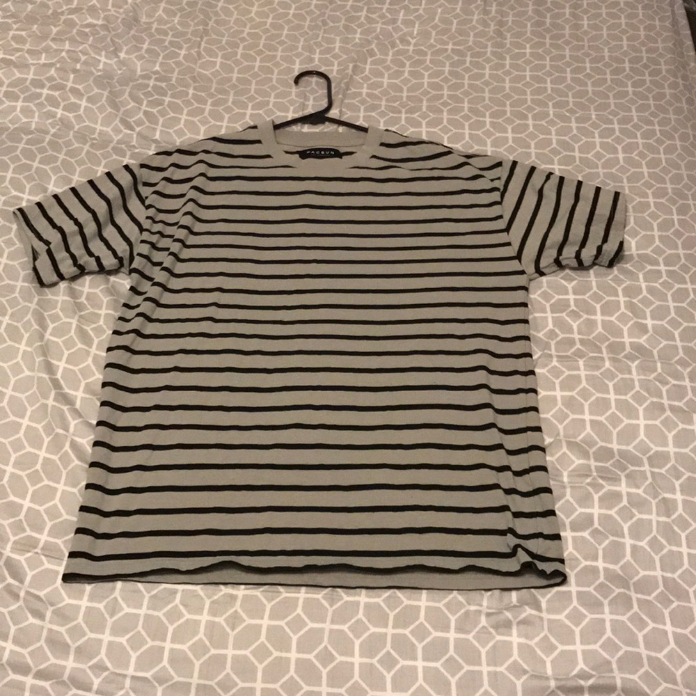 Men's stripes Pacsun T-shirt