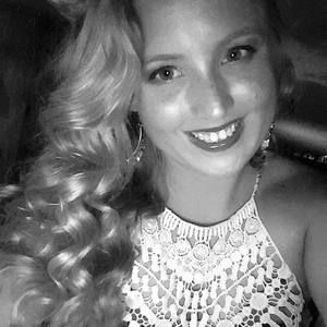 Meet your Posher, Katelyn