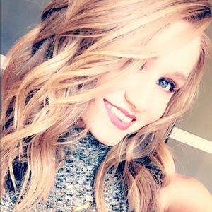 Meet your Posher, Karlie