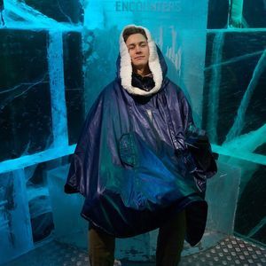 Meet your Posher, Robby