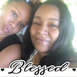 Meet your Posher, Crystal