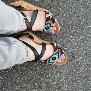 Minnetonka Zoey Wedge sandal