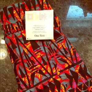 Brand New LuLaRoe OS Leggings