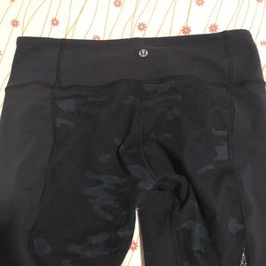 Lululemon crop leggings