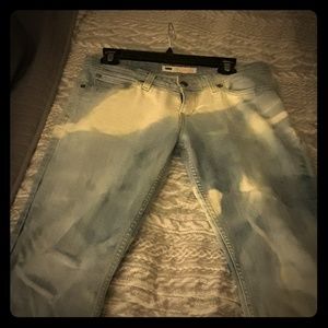 JEANS  LEVIS. DEMI CURVE