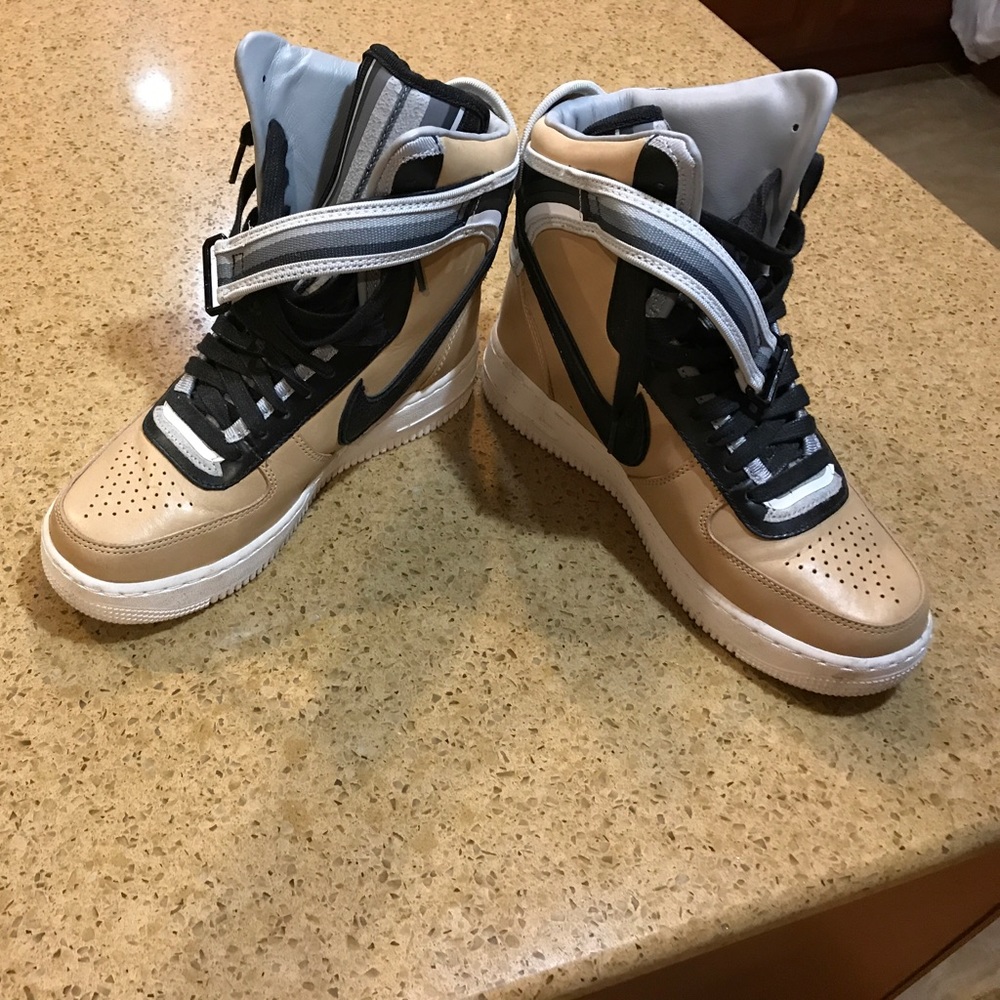 Nike Tisci sneakers