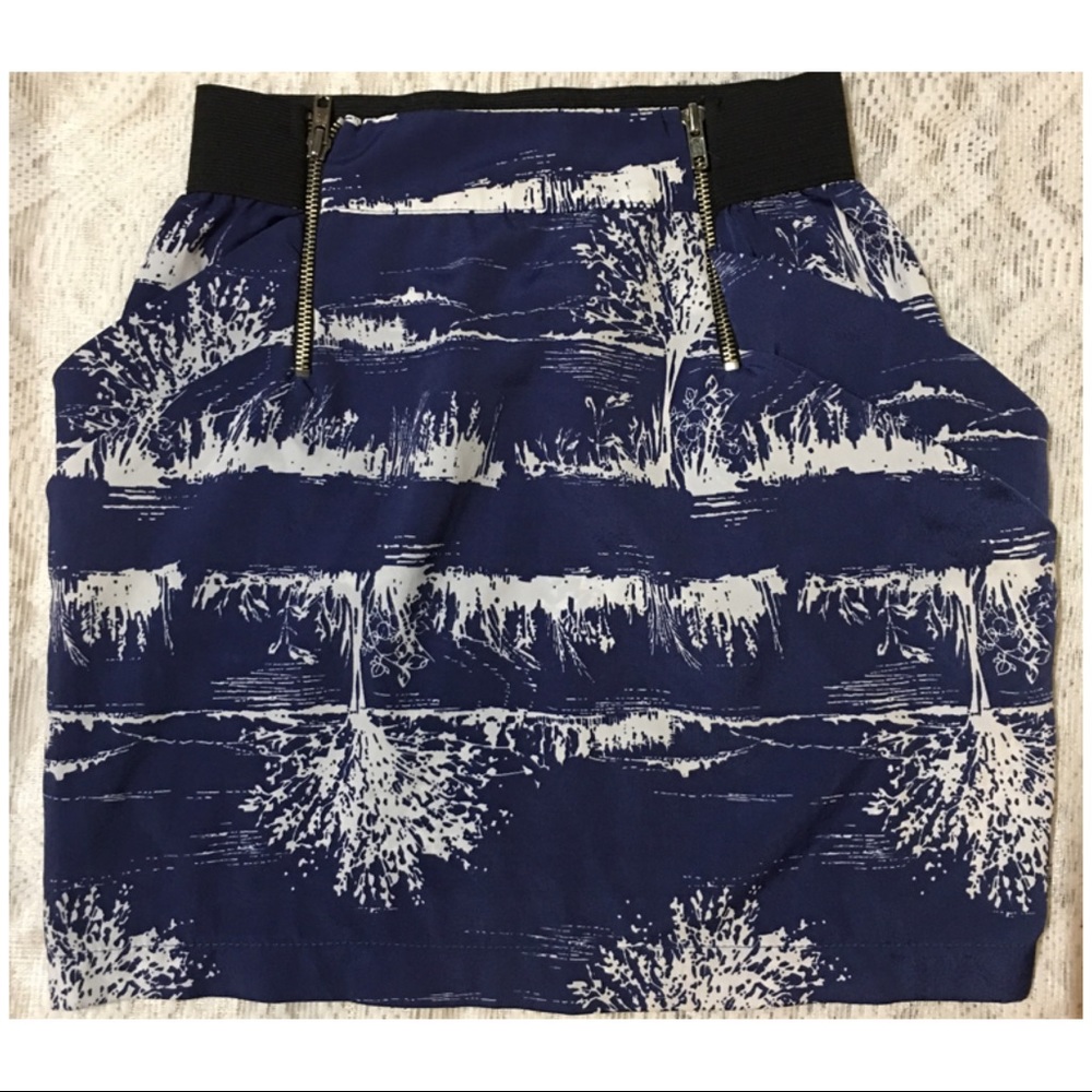 Twenty one mini skirt size S