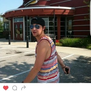 Meet your Posher, Zackery