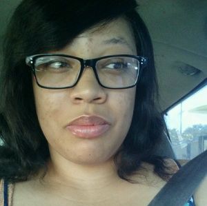 Meet your Posher, Kendra