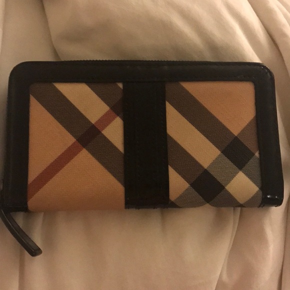 Matching 'Nova Check' Wallet - Picture 2 of 6