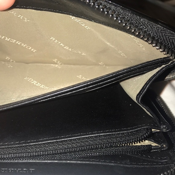 Matching 'Nova Check' Wallet - Picture 6 of 6