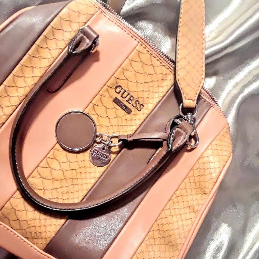 Guess Handbag *NWT*