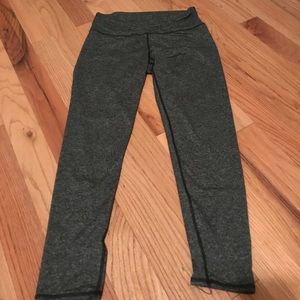 Aerie play leggings.