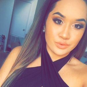 Meet your Posher, Jenelle