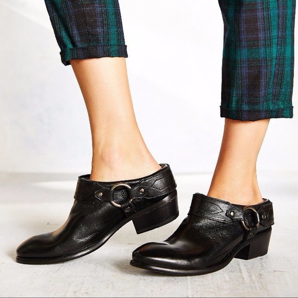 Frye Shoes - Frye Black Leather Boots Clogs Mules